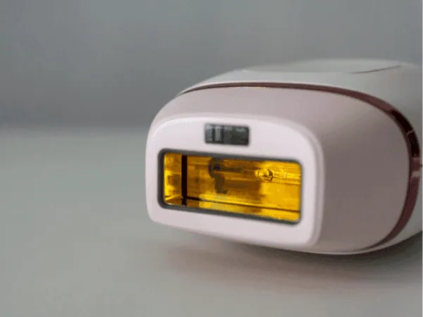 Luce Pulsata IPL trattamento epilazione